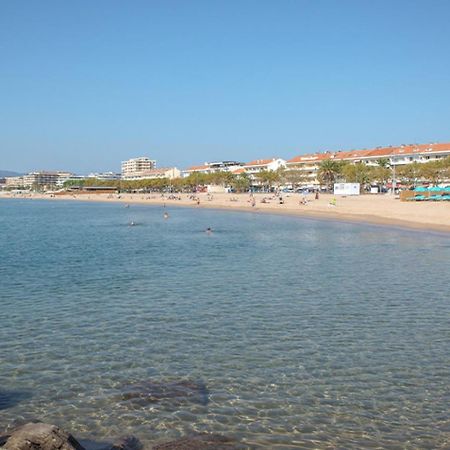 Hotel Sable Et Soleil - Port, Plage Et Jacuzzi Prive Fréjus Buitenkant foto