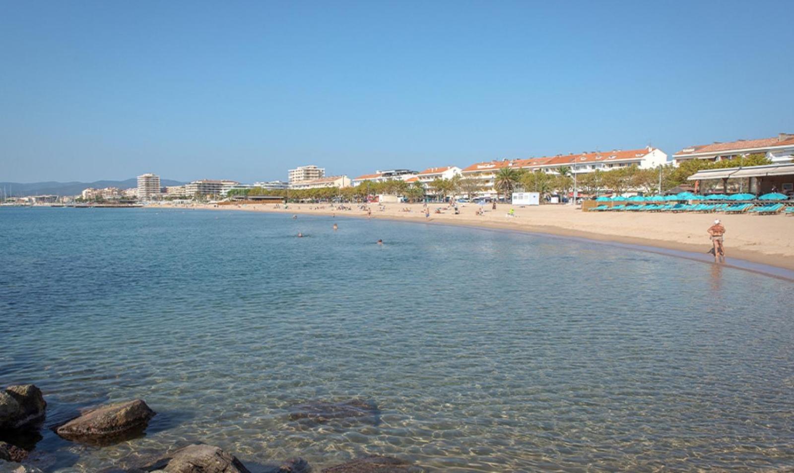Hotel Sable Et Soleil - Port, Plage Et Jacuzzi Prive Fréjus Buitenkant foto