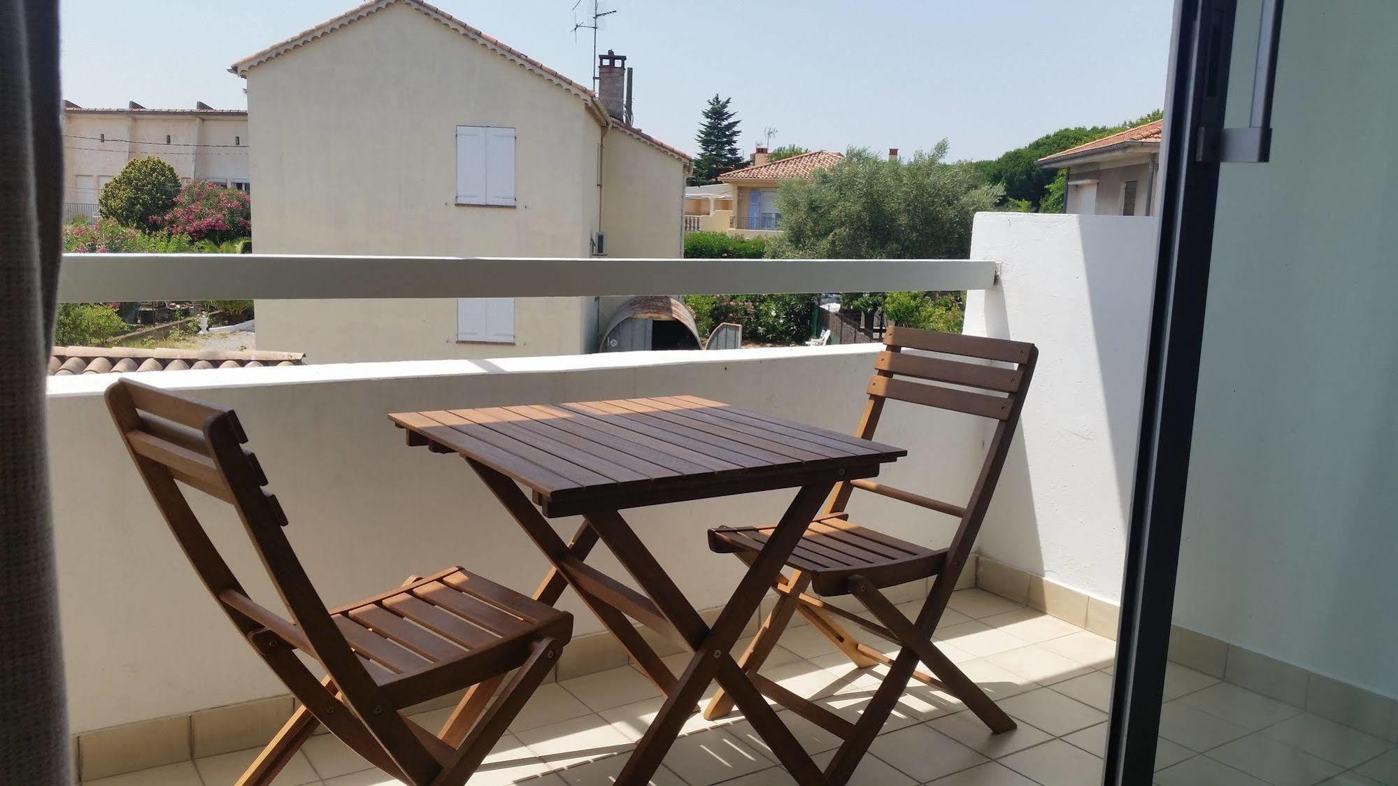 Hotel Sable Et Soleil - Port, Plage Et Jacuzzi Prive Fréjus Buitenkant foto